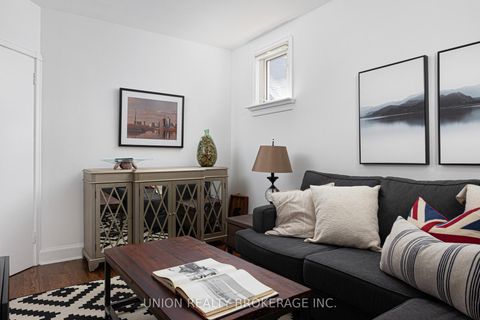 Photo 17 at 8 Woodland Park Road, Cliffside, Toronto