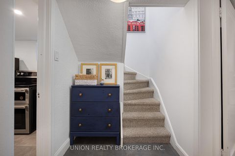 Photo 22 at 8 Woodland Park Road, Cliffside, Toronto