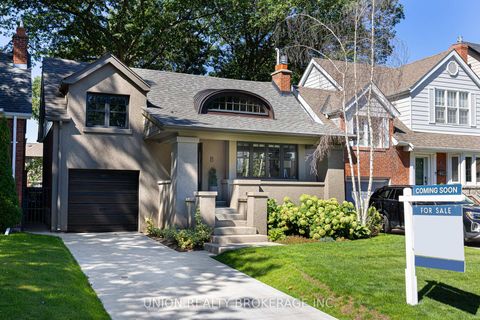 Photo 32 at 8 Woodland Park Road, Cliffside, Toronto