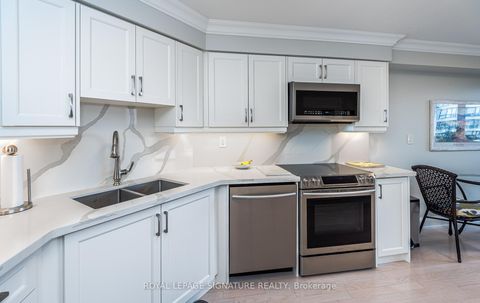 Photo 11 at 602 - 7300 Yonge Street, Yorkhill, Vaughan