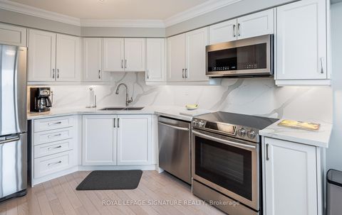 Photo 12 at 602 - 7300 Yonge Street, Yorkhill, Vaughan