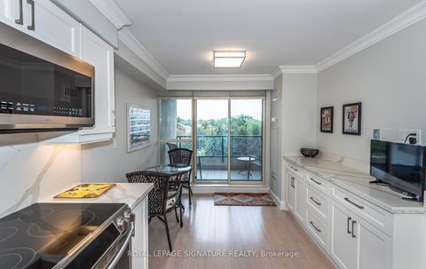 Photo 15 at 602 - 7300 Yonge Street, Yorkhill, Vaughan