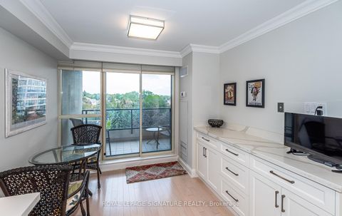 Photo 16 at 602 - 7300 Yonge Street, Yorkhill, Vaughan