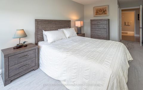 Photo 27 at 602 - 7300 Yonge Street, Yorkhill, Vaughan
