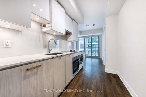 Photo 4 at 2308 - 99 Broadway Avenue, Mount Pleasant West, Toronto