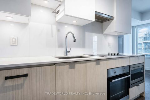 Photo 10 at 2308 - 99 Broadway Avenue, Mount Pleasant West, Toronto