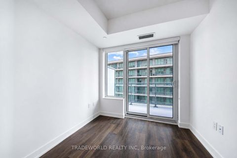 Photo 13 at 2308 - 99 Broadway Avenue, Mount Pleasant West, Toronto