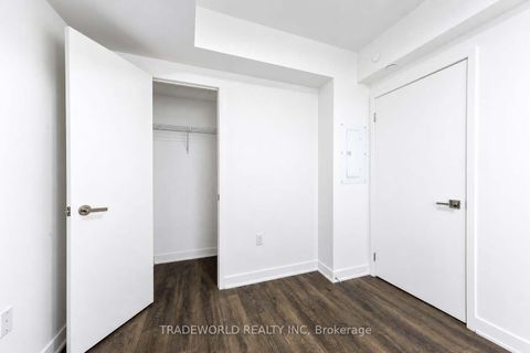 Photo 20 at 2308 - 99 Broadway Avenue, Mount Pleasant West, Toronto