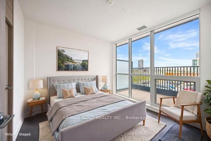 Photo 19 at 229 - 75 Billes Heights, Bayview Village, Toronto