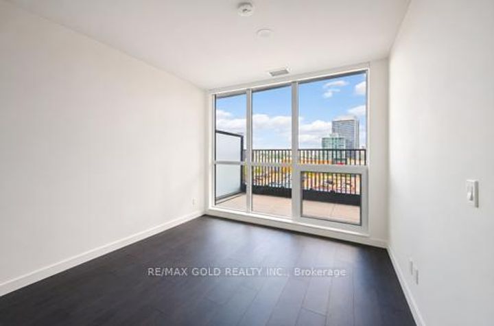 Photo 23 at 229 - 75 Billes Heights, Bayview Village, Toronto