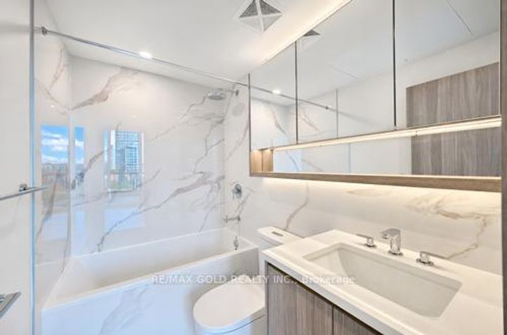 Photo 25 at 229 - 75 Billes Heights, Bayview Village, Toronto