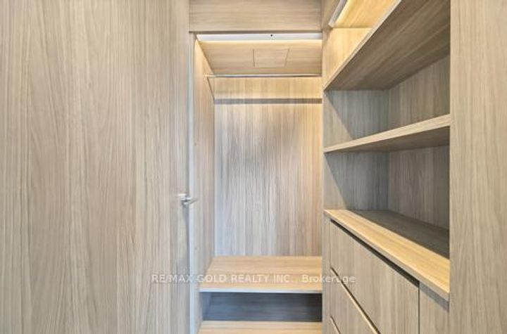 Photo 28 at 229 - 75 Billes Heights, Bayview Village, Toronto