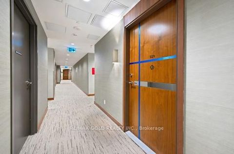 Photo 5 at 229 - 75 Billes Heights, Bayview Village, Toronto