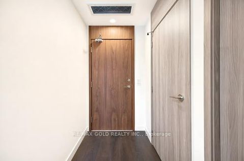 Photo 6 at 229 - 75 Billes Heights, Bayview Village, Toronto