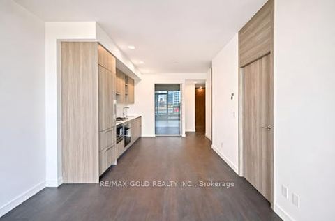 Photo 8 at 229 - 75 Billes Heights, Bayview Village, Toronto
