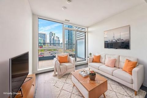 Photo 15 at 229 - 75 Billes Heights, Bayview Village, Toronto