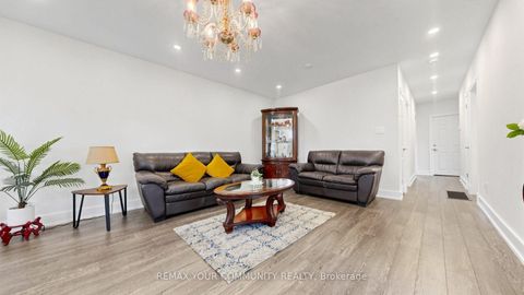 Photo 8 at 59 Davis Road, Aurora Highlands, Aurora