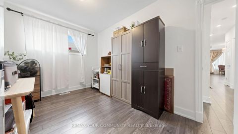 Photo 17 at 59 Davis Road, Aurora Highlands, Aurora