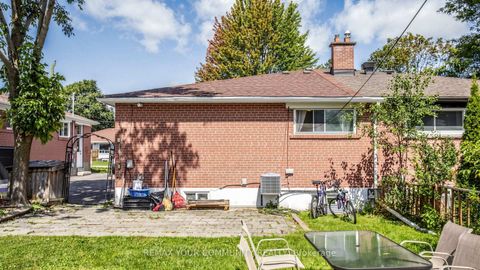 Photo 40 at 59 Davis Road, Aurora Highlands, Aurora