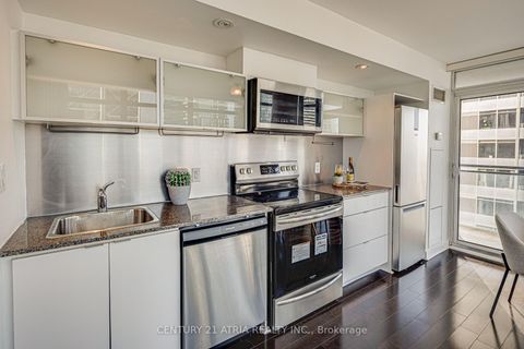 Photo 3 at 1802 - 4K Spadina Avenue, Waterfront Communities C1, Toronto