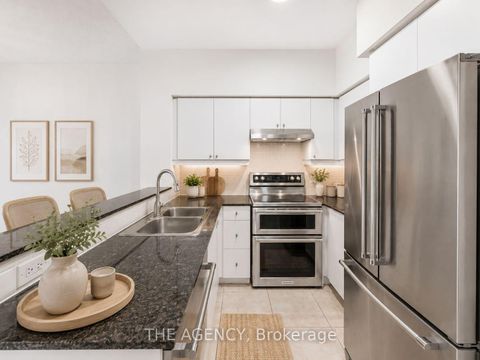 Photo 7 at 105 - 451 Rosewell Avenue, Lawrence Park South, Toronto