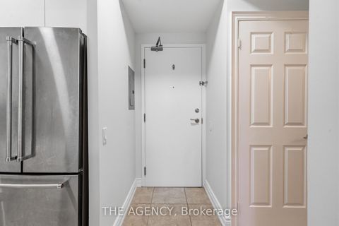 Photo 10 at 105 - 451 Rosewell Avenue, Lawrence Park South, Toronto