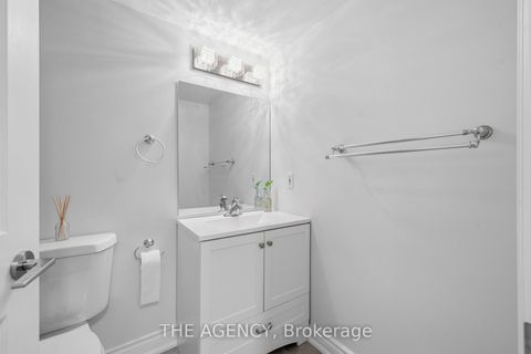 Photo 13 at 105 - 451 Rosewell Avenue, Lawrence Park South, Toronto