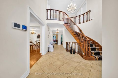 Photo 4 at 17 Twin Circle Court, Branson, Toronto