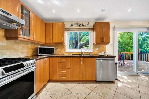 Photo 10 at 17 Twin Circle Court, Branson, Toronto