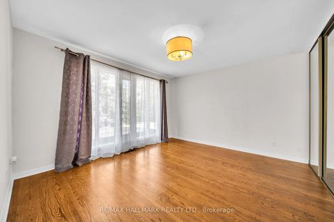 Photo 14 at 17 Twin Circle Court, Branson, Toronto