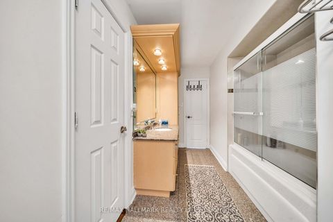 Photo 18 at 17 Twin Circle Court, Branson, Toronto