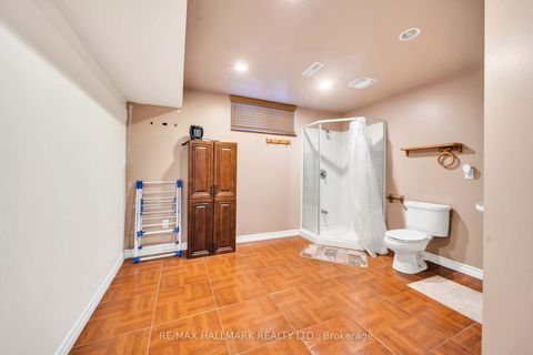 Photo 31 at 17 Twin Circle Court, Branson, Toronto