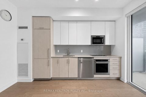 Photo 3 at 2203 - 330 Richmond Street W, Waterfront Communities C1, Toronto