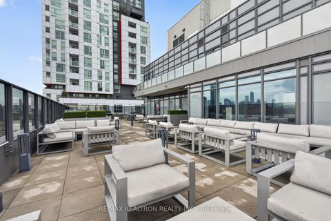 Photo 33 at 2203 - 330 Richmond Street W, Waterfront Communities C1, Toronto