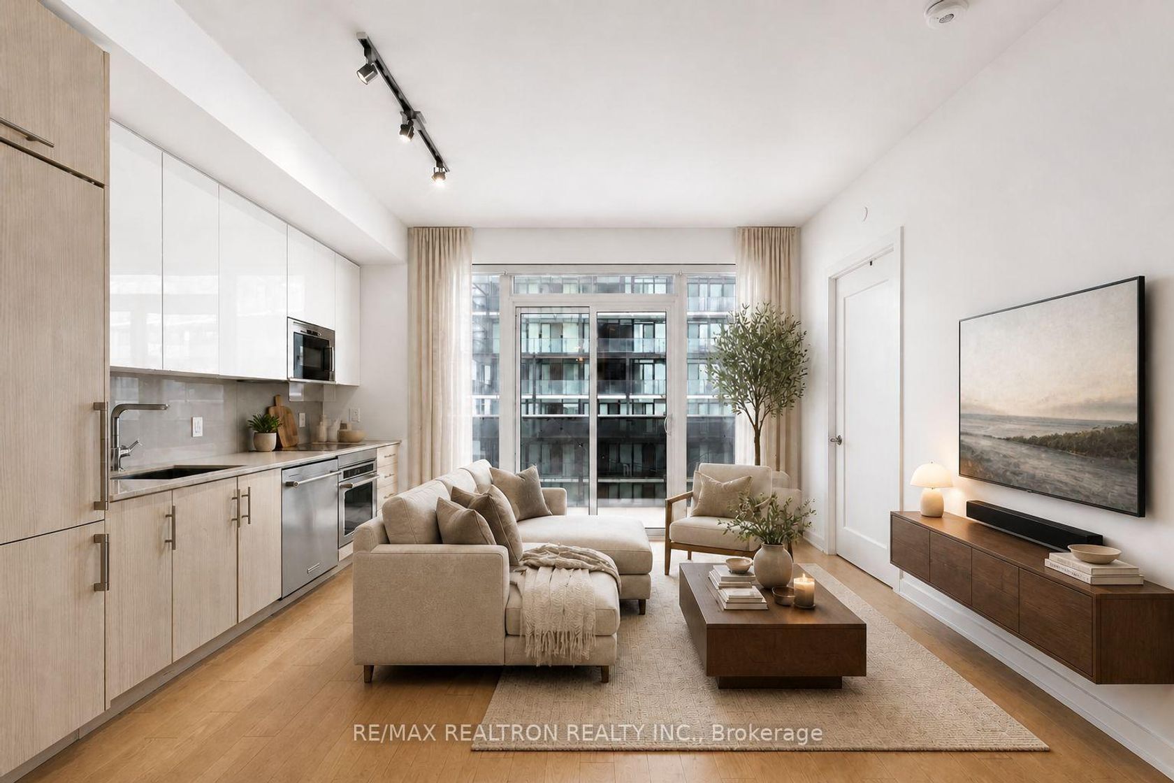 2203 - 330 Richmond Street W, Waterfront Communities C1, Toronto 