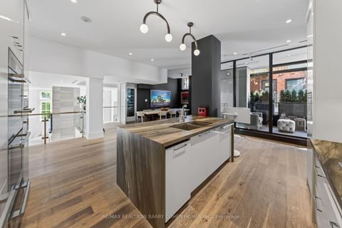 Photo 20 at 2A - 36 Hazelton Avenue, Annex, Toronto