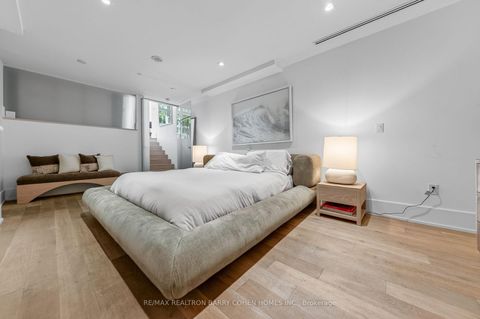Photo 32 at 2A - 36 Hazelton Avenue, Annex, Toronto