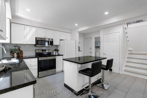 Photo 9 at 7 Penton Drive, West Bayfield, Barrie