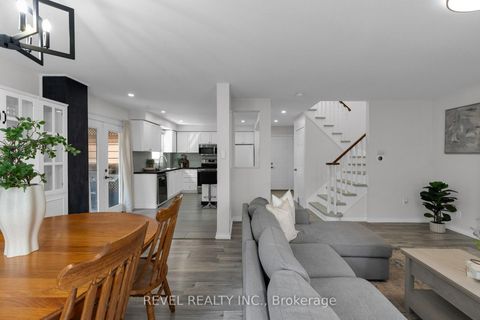 Photo 11 at 7 Penton Drive, West Bayfield, Barrie