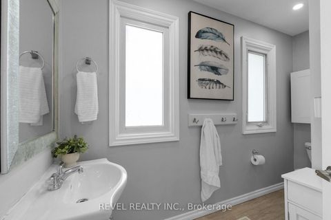 Photo 21 at 7 Penton Drive, West Bayfield, Barrie