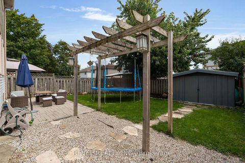 Photo 28 at 7 Penton Drive, West Bayfield, Barrie