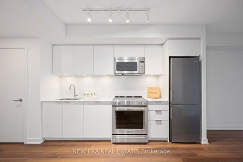 Photo 4 at 1907 - 30 Samuel Wood Way, City Centre West, Toronto