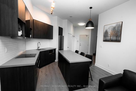 Photo 8 at 112 - 99 The Donway Way W, Don Mills, Toronto