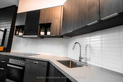 Photo 15 at 112 - 99 The Donway Way W, Don Mills, Toronto
