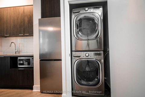 Photo 18 at 112 - 99 The Donway Way W, Don Mills, Toronto