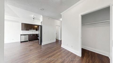 Photo 3 at 406 - 85 North Park Road, Beverley Glen, Vaughan