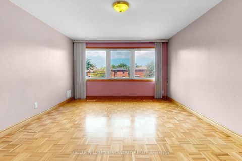 Photo 19 at 3 Hilldale Road, Smythe, Toronto
