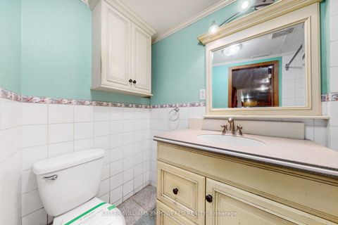 Photo 32 at 3 Hilldale Road, Smythe, Toronto
