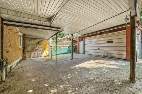 Photo 38 at 3 Hilldale Road, Smythe, Toronto