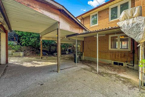 Photo 39 at 3 Hilldale Road, Smythe, Toronto